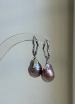 Elly’s Freshwater baroque pearls Heart Earrings: Extreme luster mirrored, Rose Iridescent, to 18mm, S925 silver earrings.Pearl Jewelry Idea.