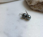 Elly’s 10mm Tahitian Platinum ocean Pearls High heel Earrings Hooks: Extreme luster Mirrored, 2.1cm high, S925 silver earrings hooks. gift for her daily earrings