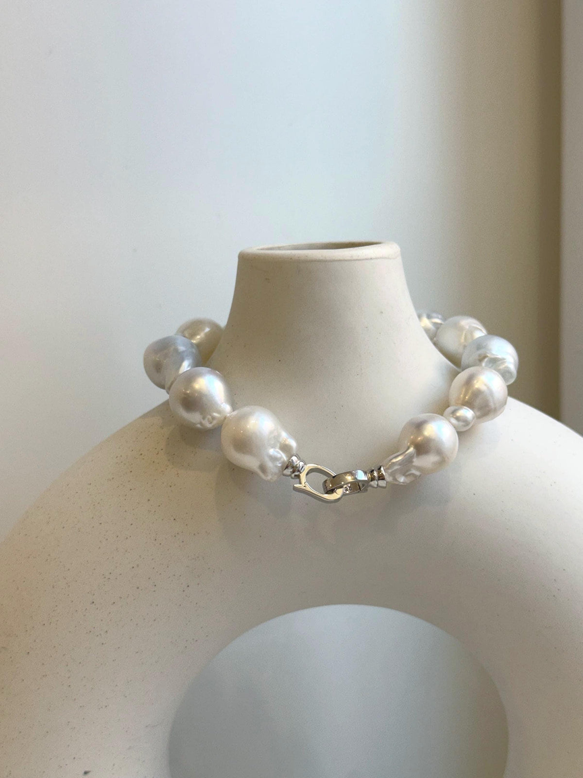 Elly’s 12pcs Australian Ocean white silver Pearls Bracelet: Extreme luster mirrored, to 18.2mm, 8.4” knotted, S925 silver clip. gift for her holiday