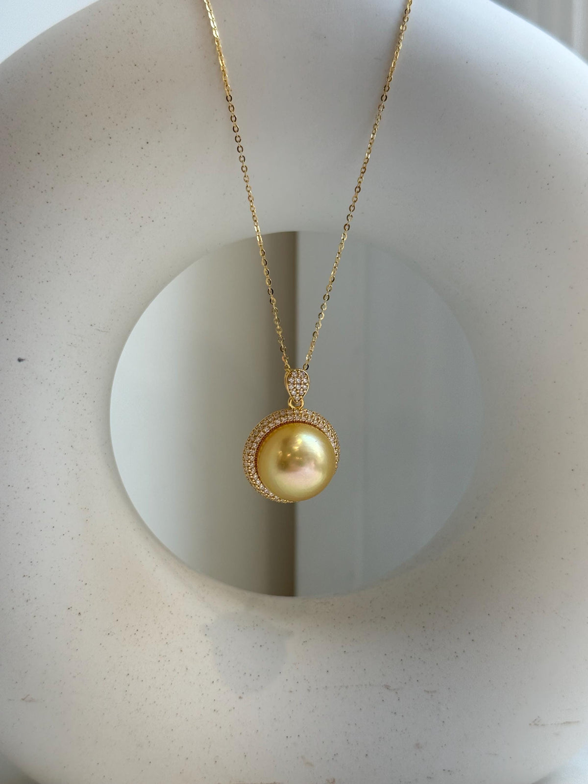 Elly’s 14.9mm Huge South Sea Gold iridescentocean Pearl pendant: Extreme luster mirrored. S925 silver vintage pendant necklace set.gift for her