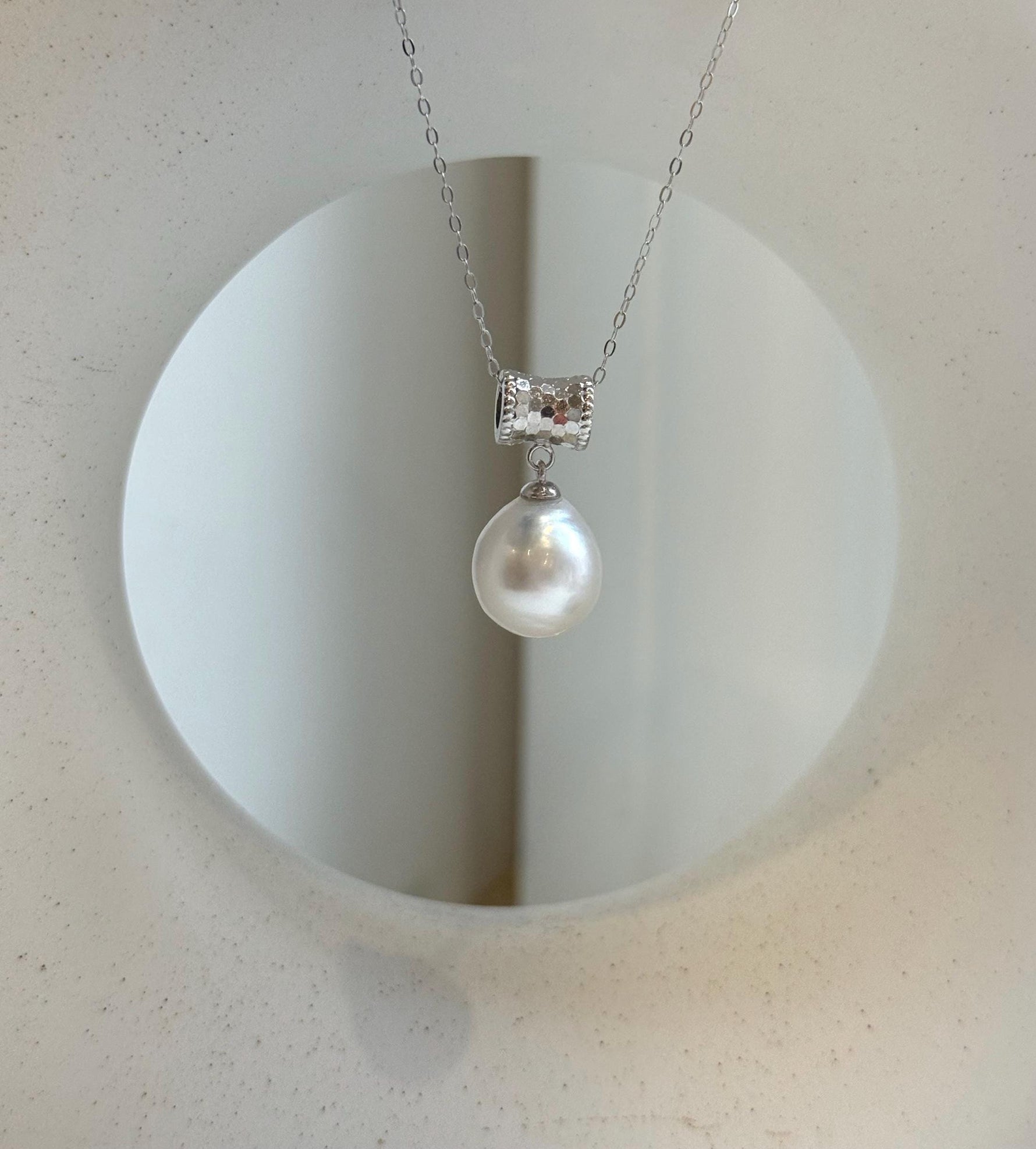 Elly’s 11.7mm Australian ocean white pearl cool Pendant: Extreme luster, 2.4cm high, S925 silver pendant chain set. gift for her