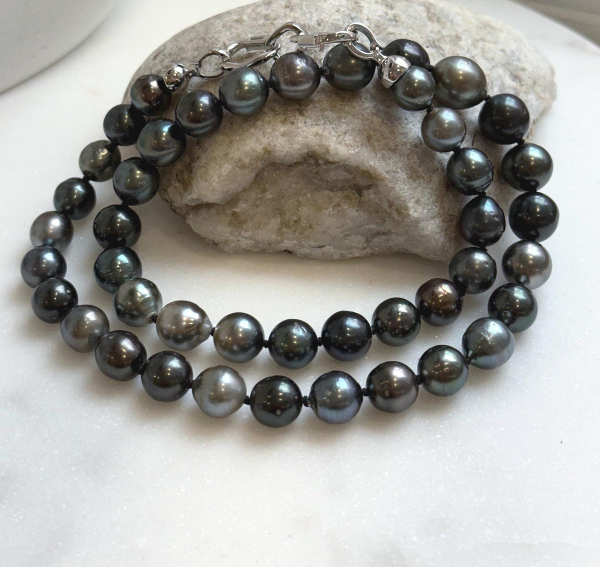 Elly’s 43pcs 8.9-11.1mm Tahitian Multicolor Ocean Pearls Necklace: extreme luster mirrored, knotted 20.5”, S925 silver necklace.gift for her