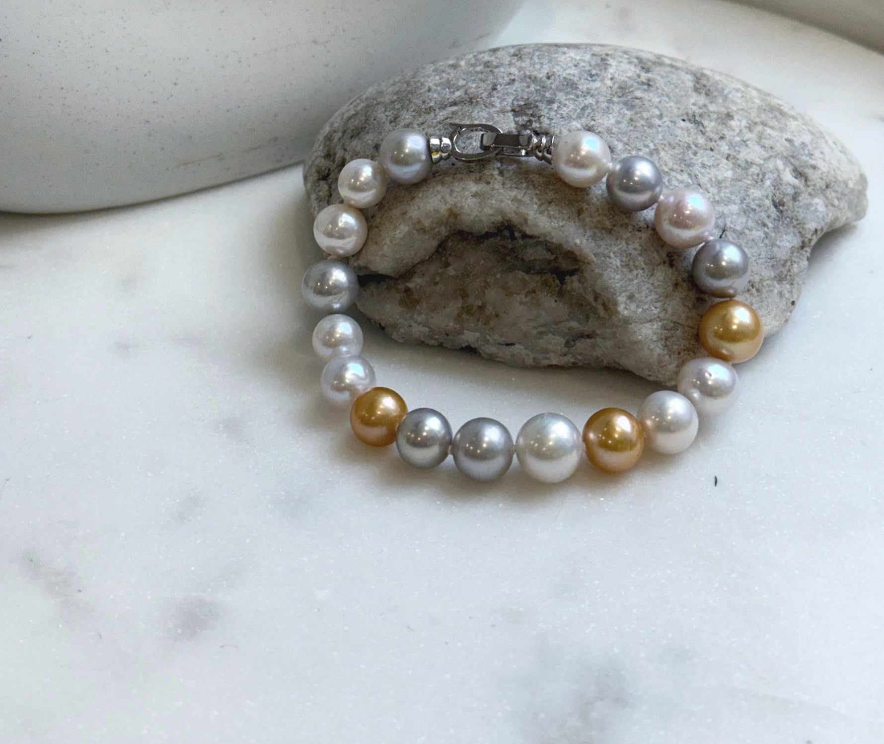 Elly’s 18pcs 8.3-10.5mm White gold silver Edison Pearls Bracelet: Extreme luster mirrored, 7.6” knotted, S925 silver Bracelet. gift for her anniversary