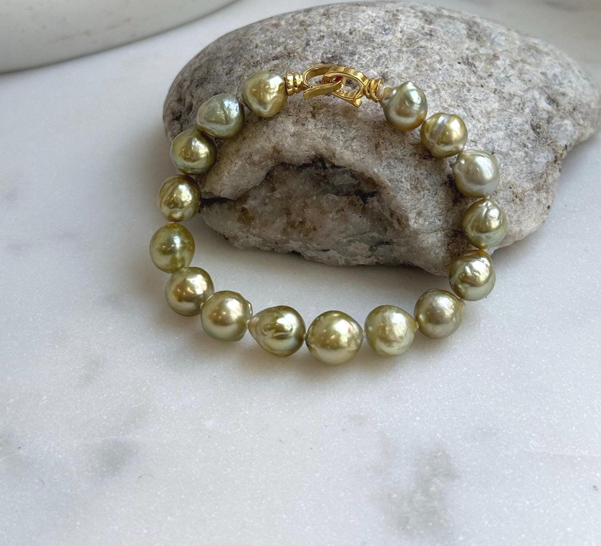 Elly’s 16pcs 8.9-10.2mm Genius south sea Tea Golden ocean Pearls Bracelet: Extreme luster mirrored, 7.7”, S925 silver bracelet. gift for her