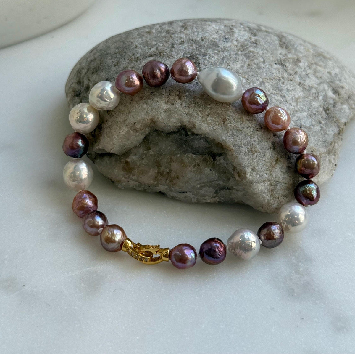 Elly’s Metallic pink rose gold pearls Bracelet: Extreme luster mirrored, 8” knotted, S925 silver Braclet. Pearl jewelry idea, gift for her