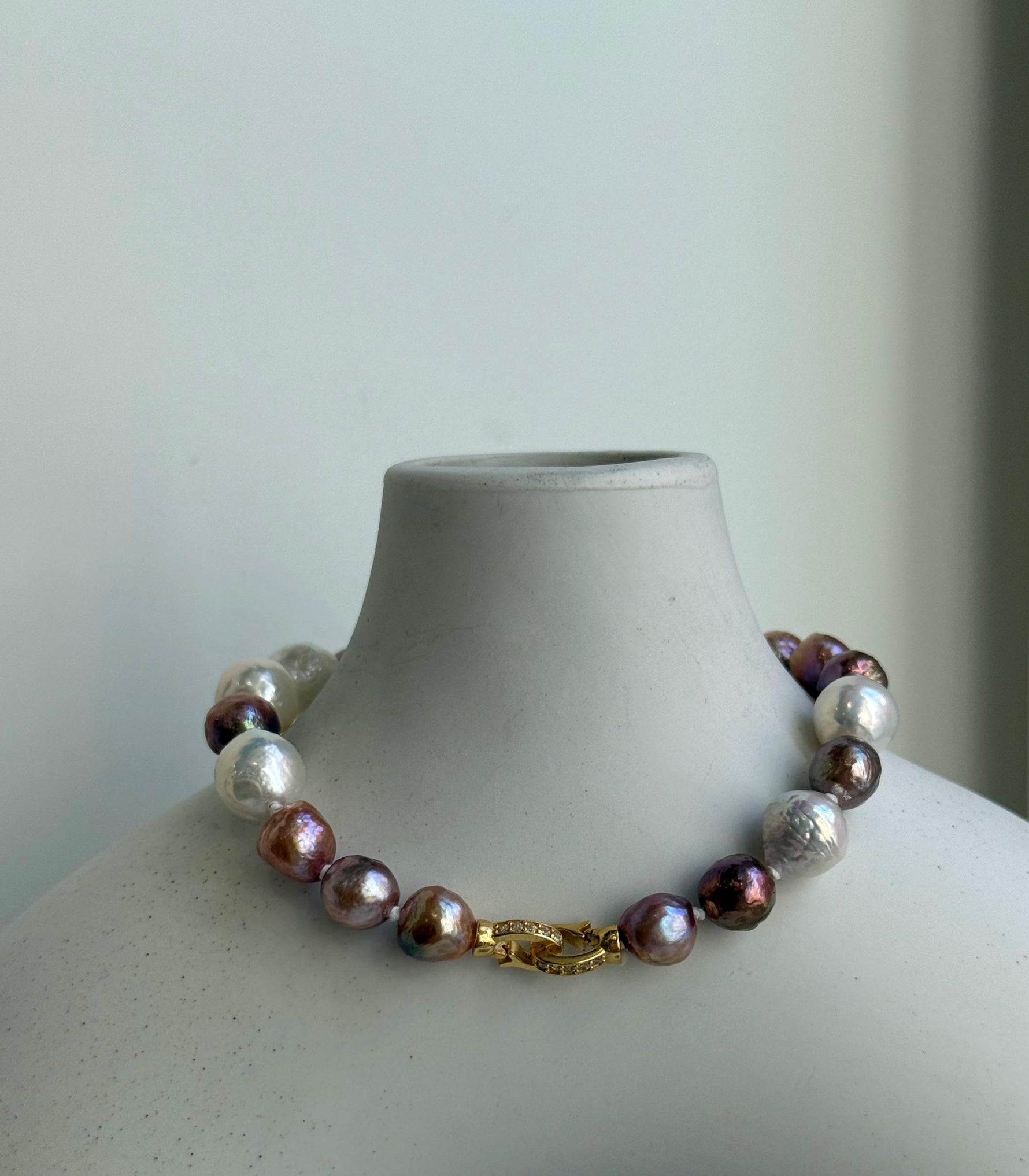 Elly’s Metallic pink rose gold pearls Bracelet: Extreme luster mirrored, 8” knotted, S925 silver Braclet. Pearl jewelry idea, gift for her