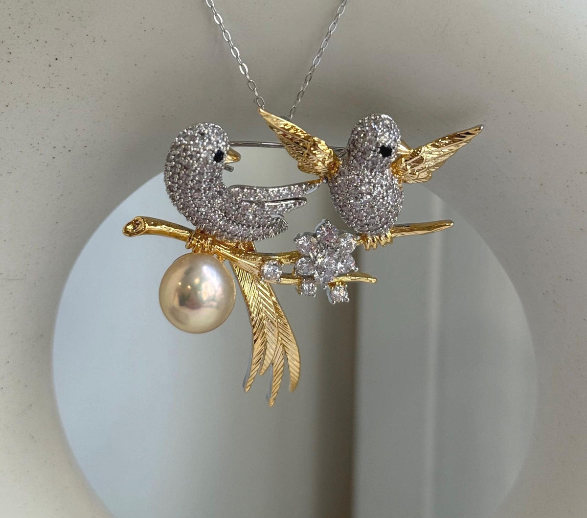 Elly’s Edison peach Gold Pearl Bird Brooch Pendant 2in1: Extreme luster mirrored, 10.7mm, 5x5cm, s925 silver chain not included.gift for her