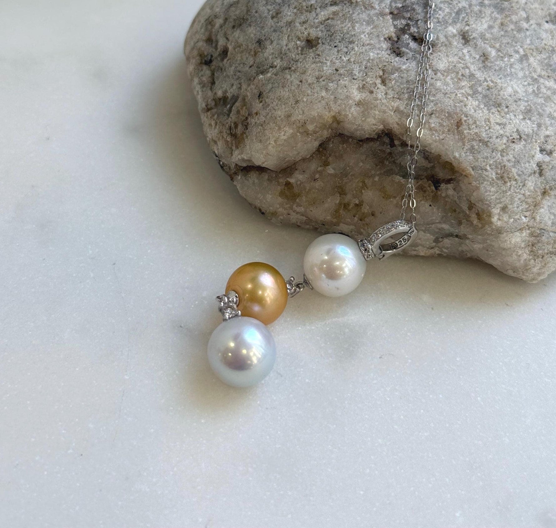 Elly’s 3pcs 11-11.2mm Edison Pears Pendant: Extreme luster mirrored, white golden blue pearls, 5.5cm, s925 silver necklace set.