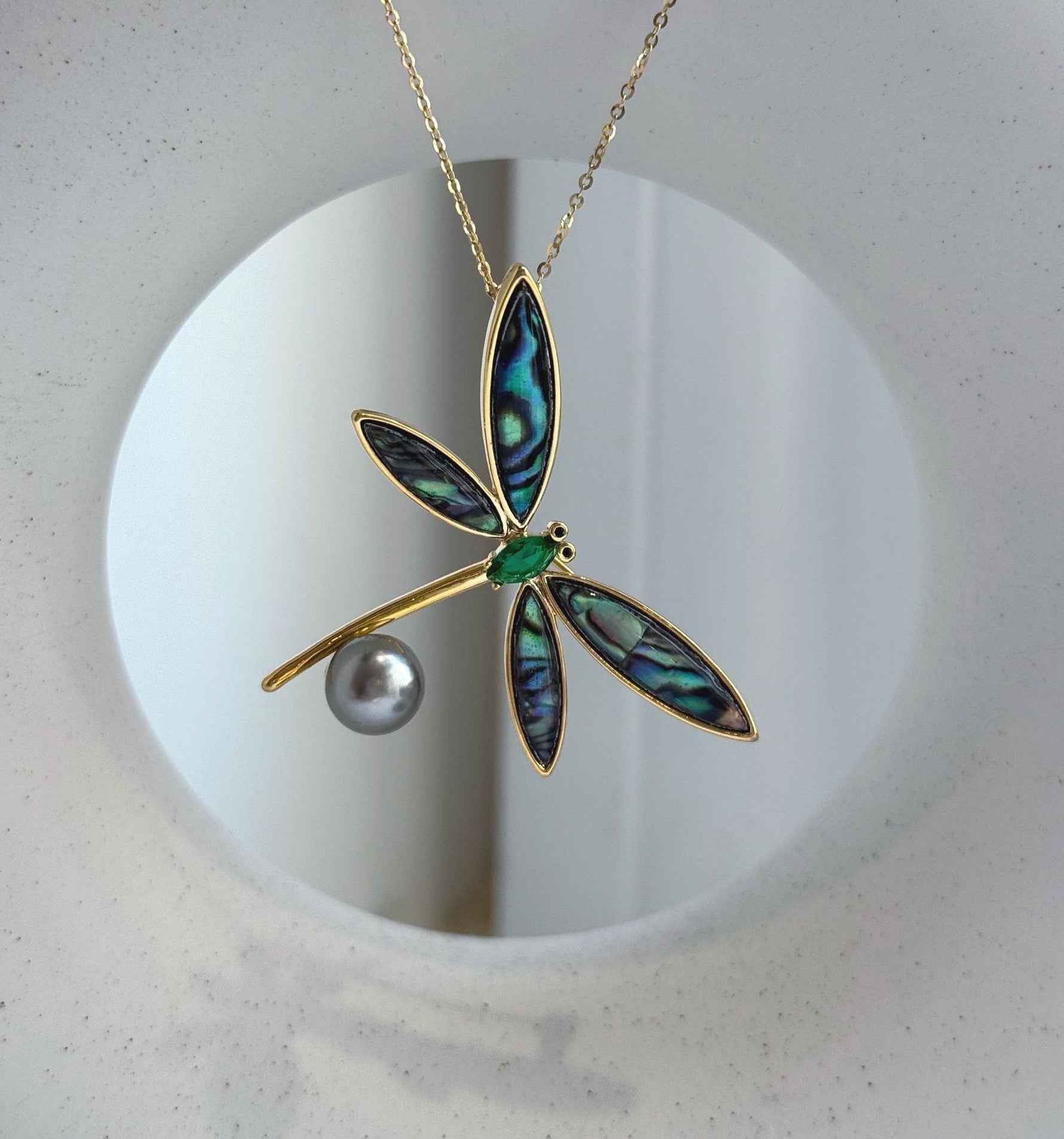 Elly’s 8.5mm Tahitian platinum Ocean Dragonfly Brooch Pendant 2in1: Extreme Luster mirrored, 4.5x4cm, S925 silver chain not included.