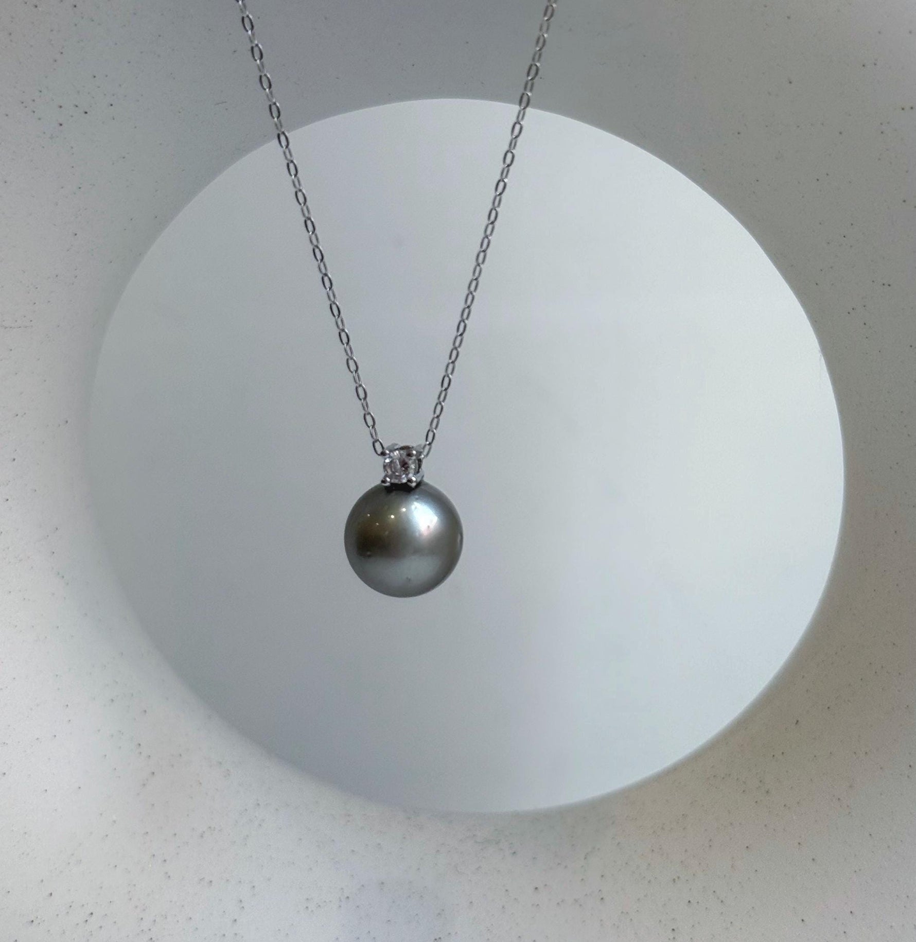 Elly’s 10.8mm Tahitian platinum ocean pearl pendant: Extreme luster mirrored, 1.4cm high, S925 silver pendant chain set. gift for her holiday