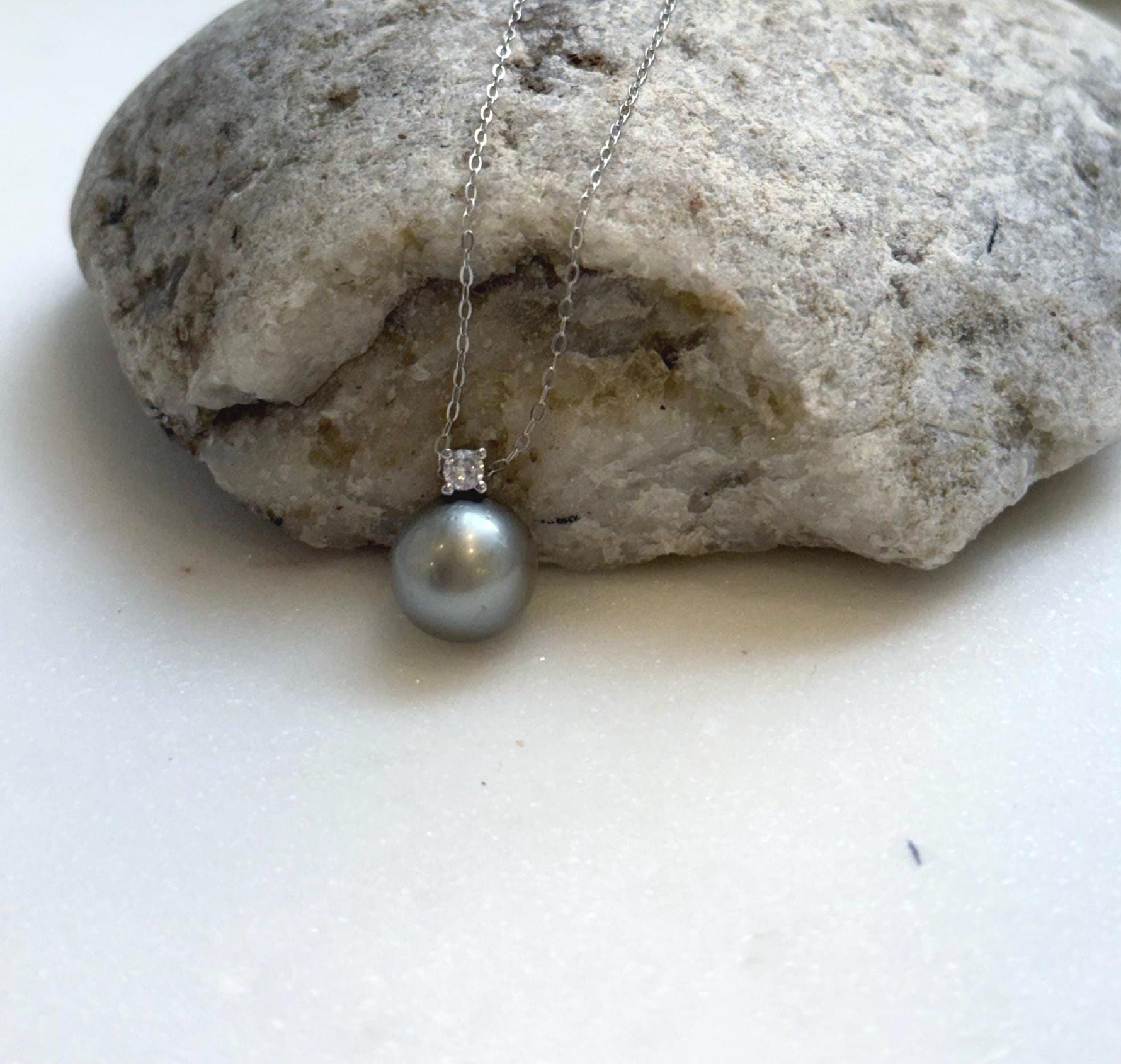 Elly’s 10.8mm Tahitian platinum ocean pearl pendant: Extreme luster mirrored, 1.4cm high, S925 silver pendant chain set. gift for her