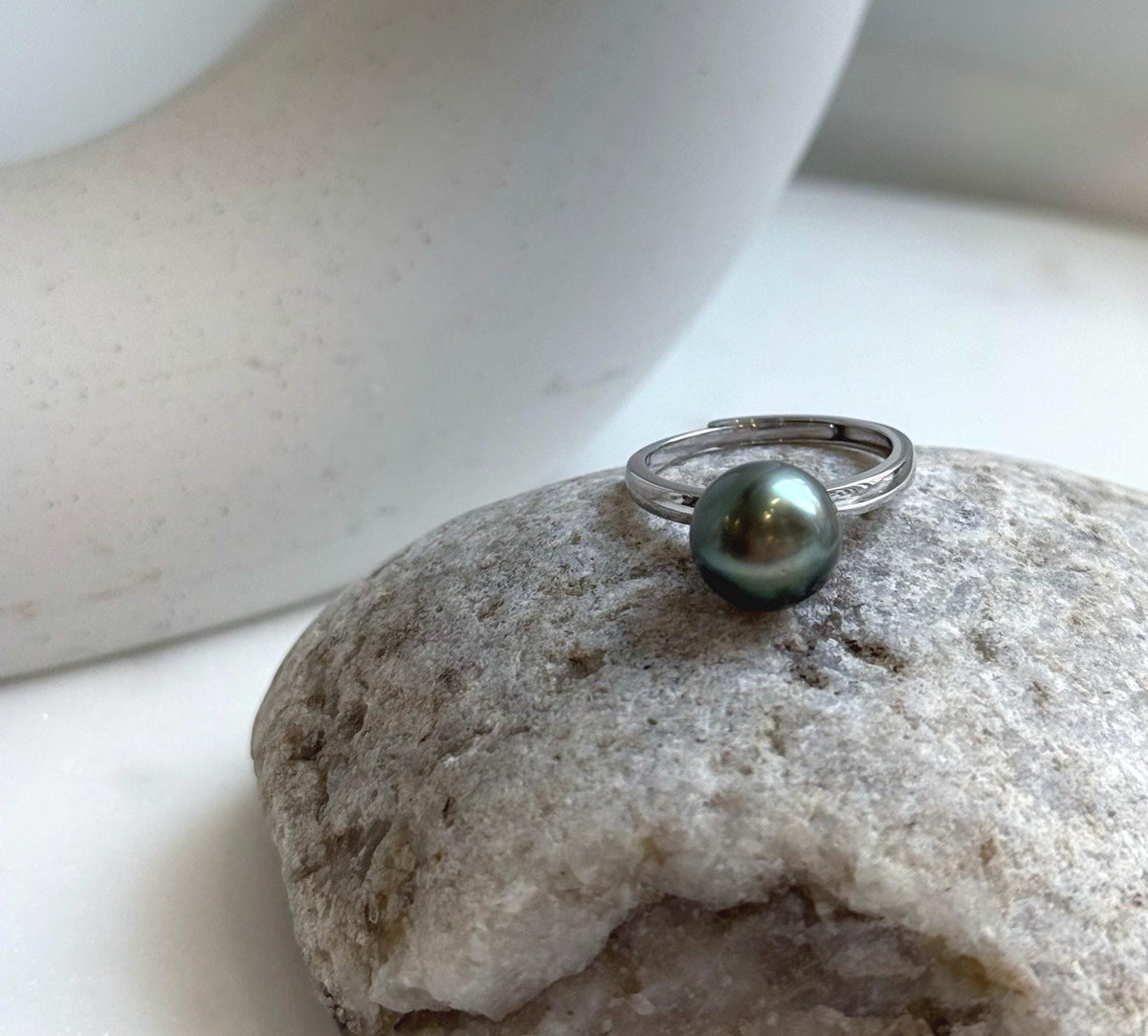 Elly’s 10.3mm Tahitian Ocean Peacock green ocean Pearl Ring: Extreme luster mirrored, S925 silver adjustable Ring. Pearl Jewelry Idea.