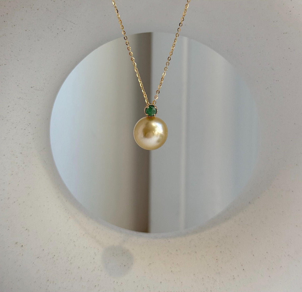 Elly’s Au750 18K Gold 11.6mm Genius South Sea deep Gold ocean Pearl Pendant: Extreme luster mirrored, 1.6cm high, 18k real gold Green Jade. gift for her