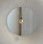 Elly’s Au750 18K Gold 11.6mm Genius South Sea deep Gold ocean Pearl Pendant: Extreme luster mirrored, 1.6cm high, 18k real gold Green Jade. gift for her