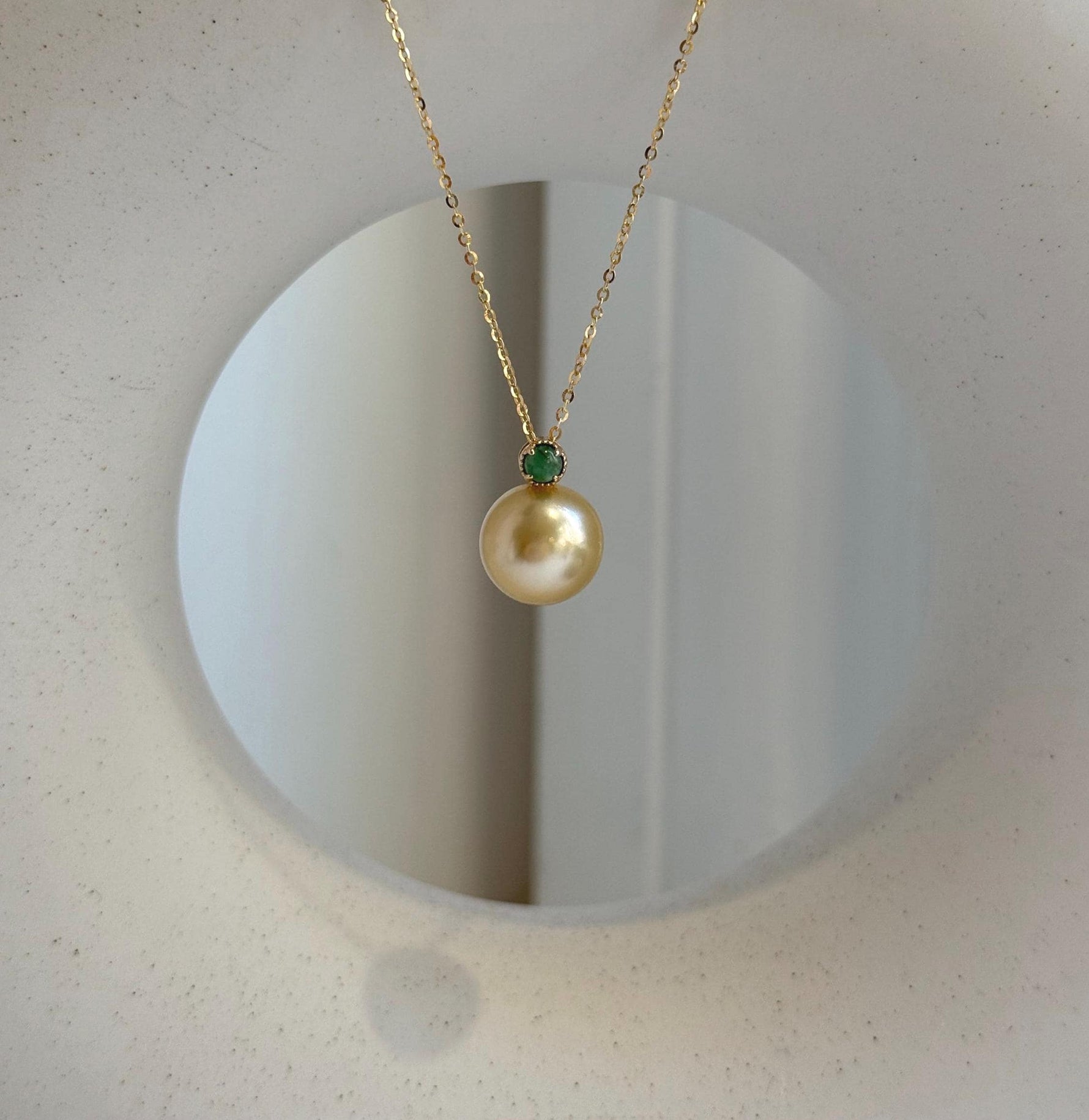 Elly’s Au750 18K Gold 11.6mm Genius South Sea deep Gold ocean Pearl Pendant: Extreme luster mirrored, 1.6cm high, 18k real gold Green Jade. gift for her