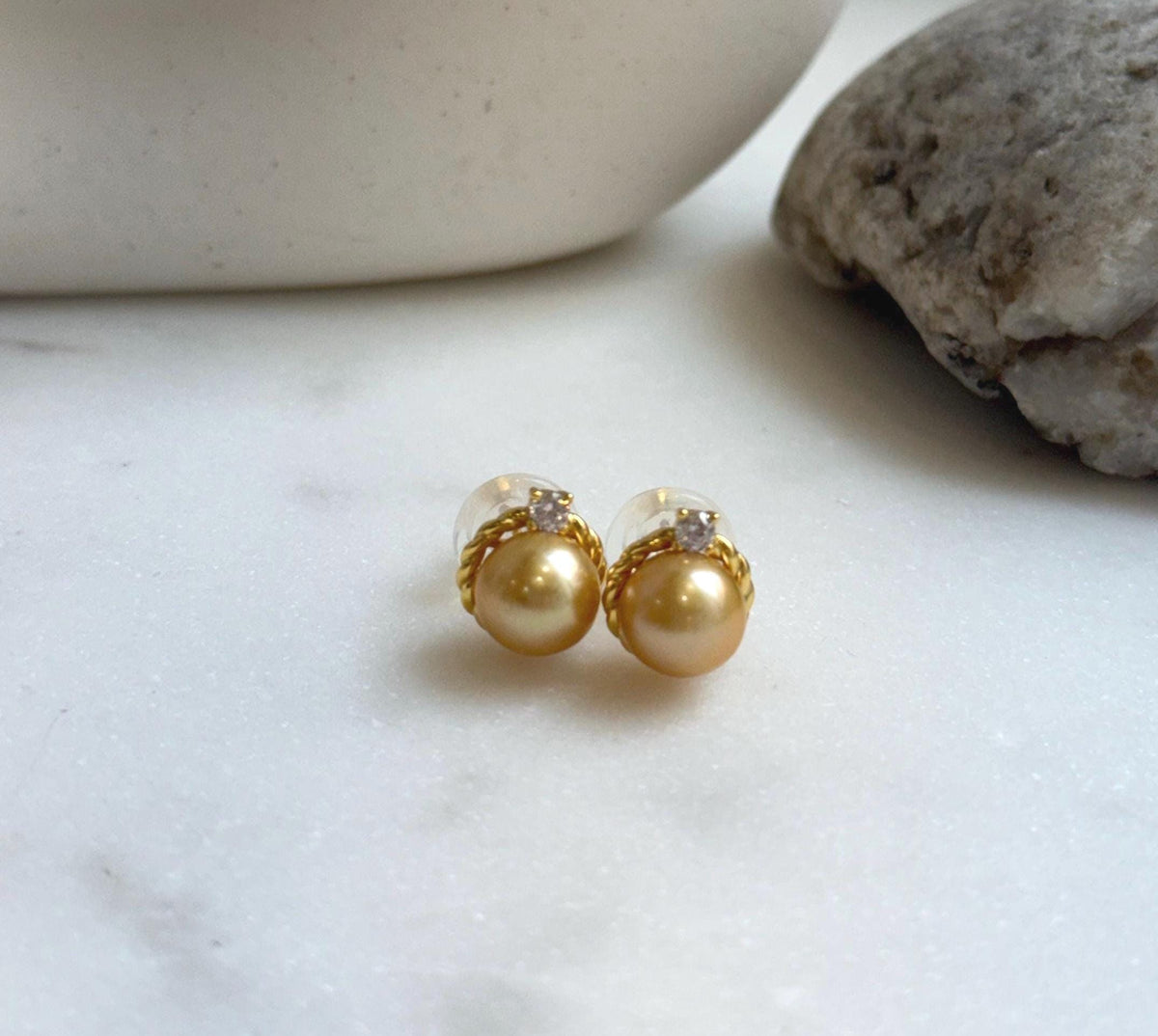 Elly’s 9.1mm Edison deep gold Pearls Earrings studs: Extreme luster Mirrored,  1.1x1.3cm, S925 silver earrings studs. gift for her birthday
