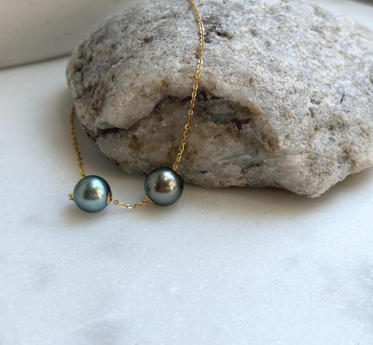 Elly’s Double Au750 18k Gold 9.4mm 8.8mm Tahitian peacock platinum Ocean Pearls Floating pendant:Extreme luster mirrored, S925 silver chain. gift for her