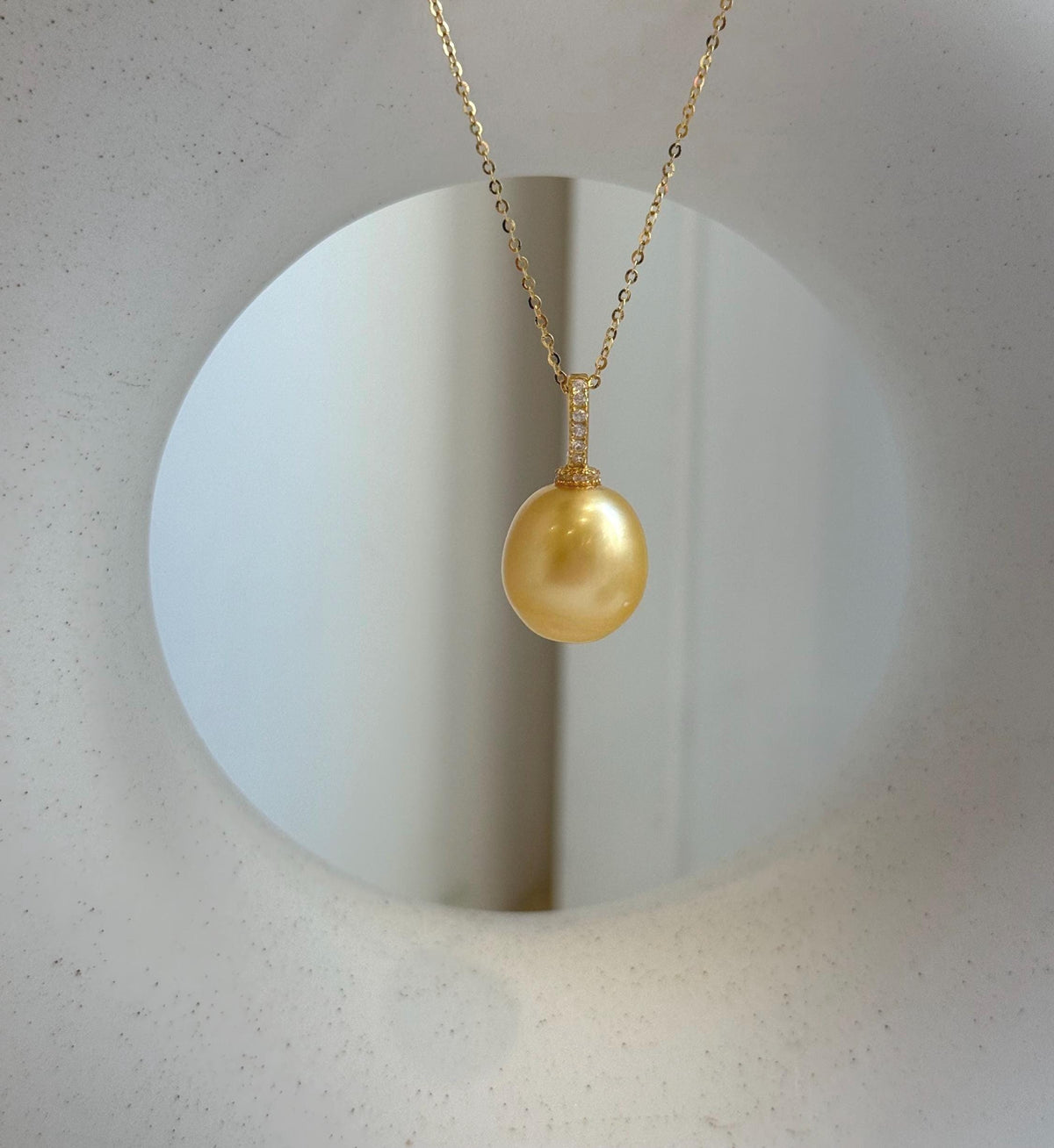 Elly’s 13.4x14.7mm South Sea ultra Golden ocean pearl Pendant: Strong luster, 2.4cm high, S925 Silver minimalist pendant Chain Set.gift for her