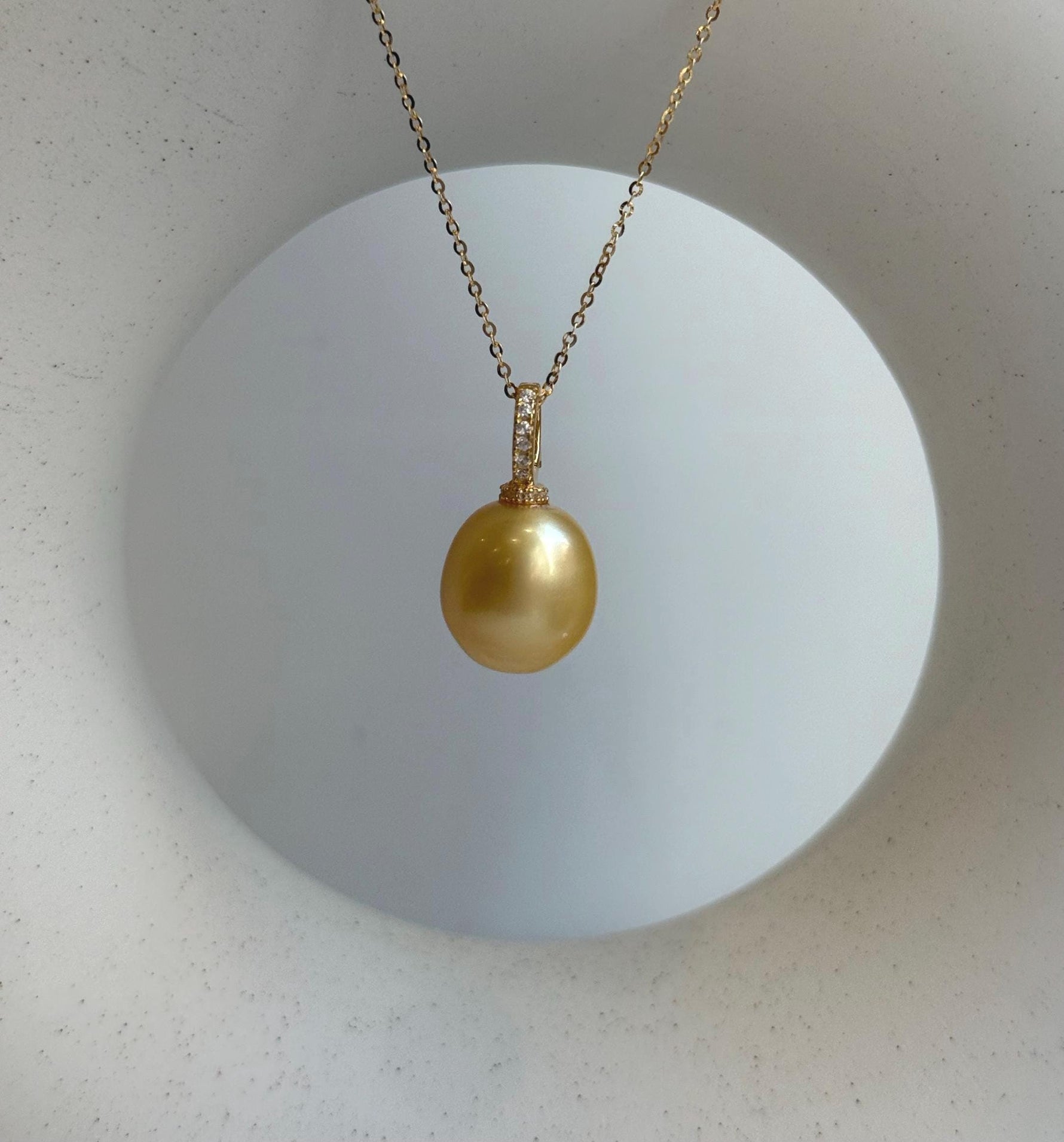 Elly’s 13.4x14.7mm South Sea ultra Golden ocean pearl Pendant: Strong luster, 2.4cm high, S925 Silver minimalist pendant Chain Set.gift for her birthday