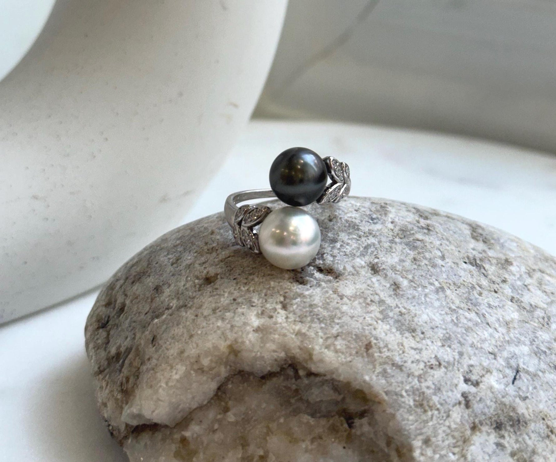 Elly’s Australian Ocean White Tahitian ocean Double pearls Ring: 9.2-10.2mm, Extreme luster mirrored, S925 Silver Adjustable Ring. gift for her