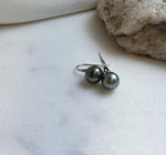 Elly’s 10mm Tahitian Platinum ocean Pearls High heel Earrings Hooks: Extreme luster Mirrored, 2.1cm high, S925 silver earrings hooks. gift for her daily office earrings