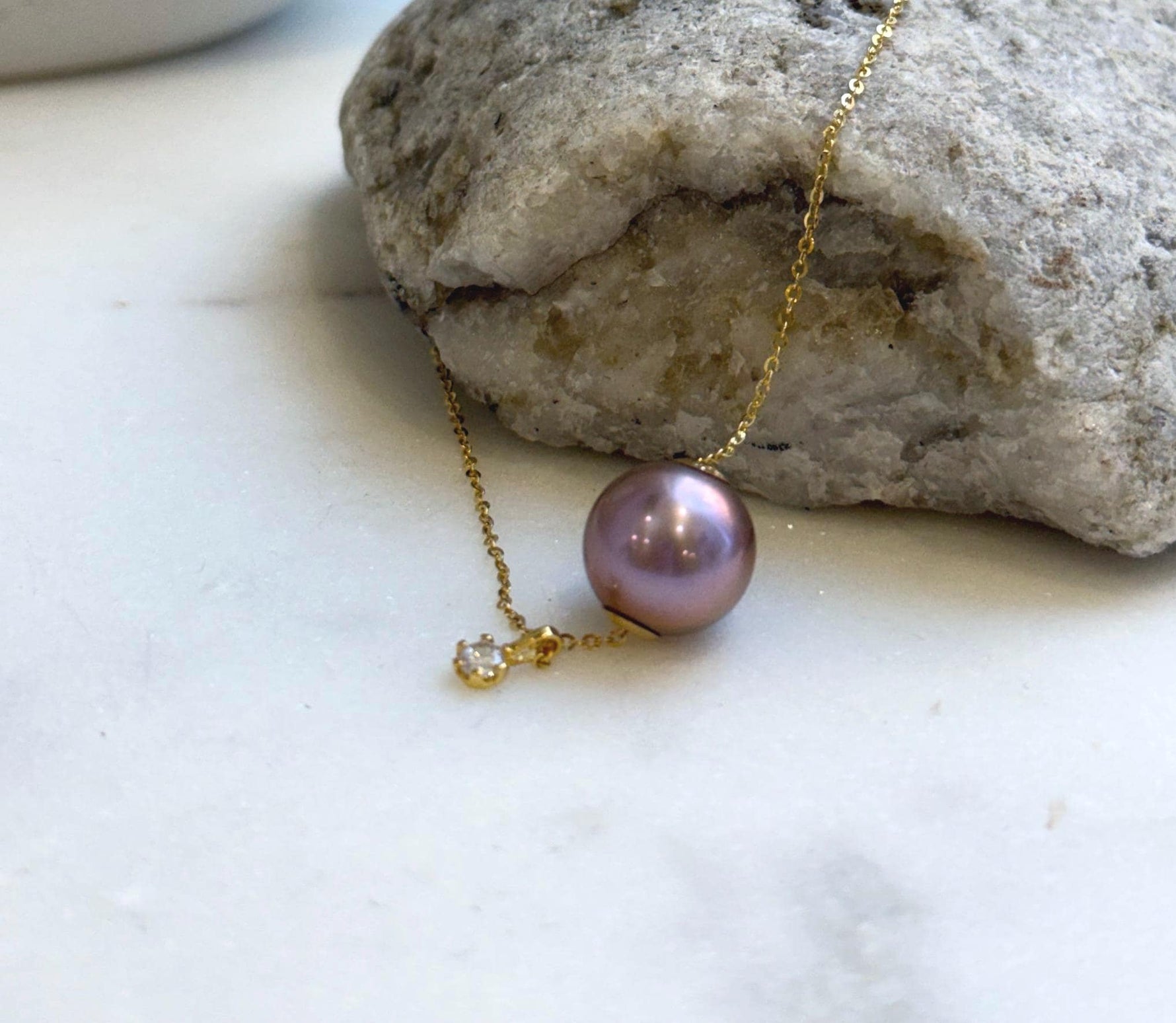 Elly’s Au750 18k Gold 11.9mm Edison metallic rose Pearl Floating pendant:Extreme luster mirrored, S925 silver chain with little drop. gift for her