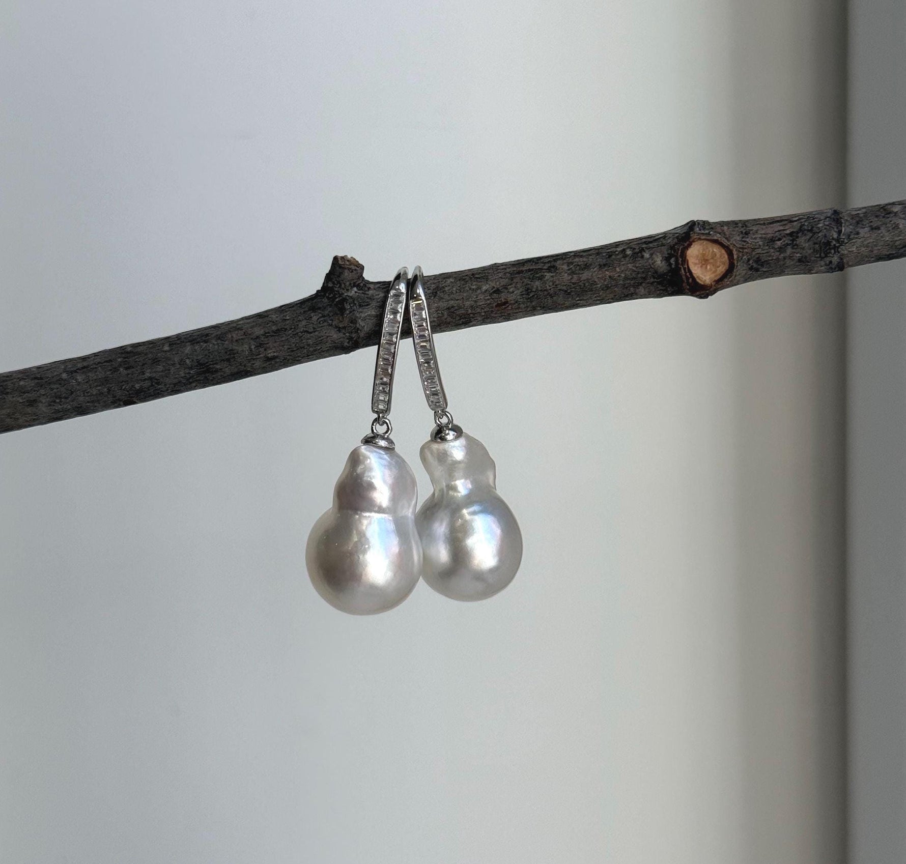 Elly’s Australian ocean white  Pearls dazzling earrings hooks: Extreme luster mirrored, To 18.8mm, s925 silver earrings. gift for her party