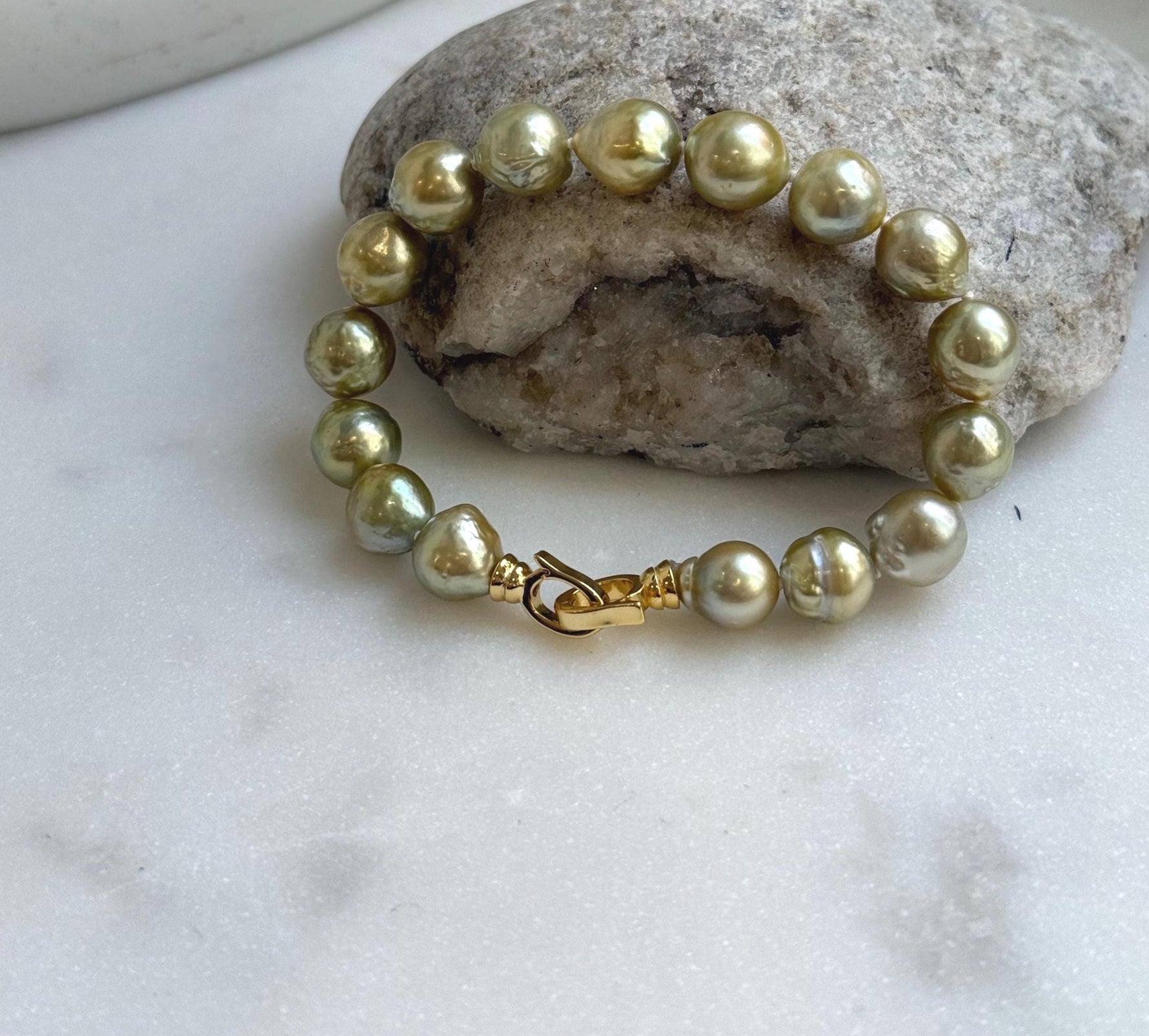Elly’s 16pcs 8.9-10.2mm Genius south sea Tea Golden ocean Pearls Bracelet: Extreme luster mirrored, 7.7”, S925 silver bracelet. gift for her