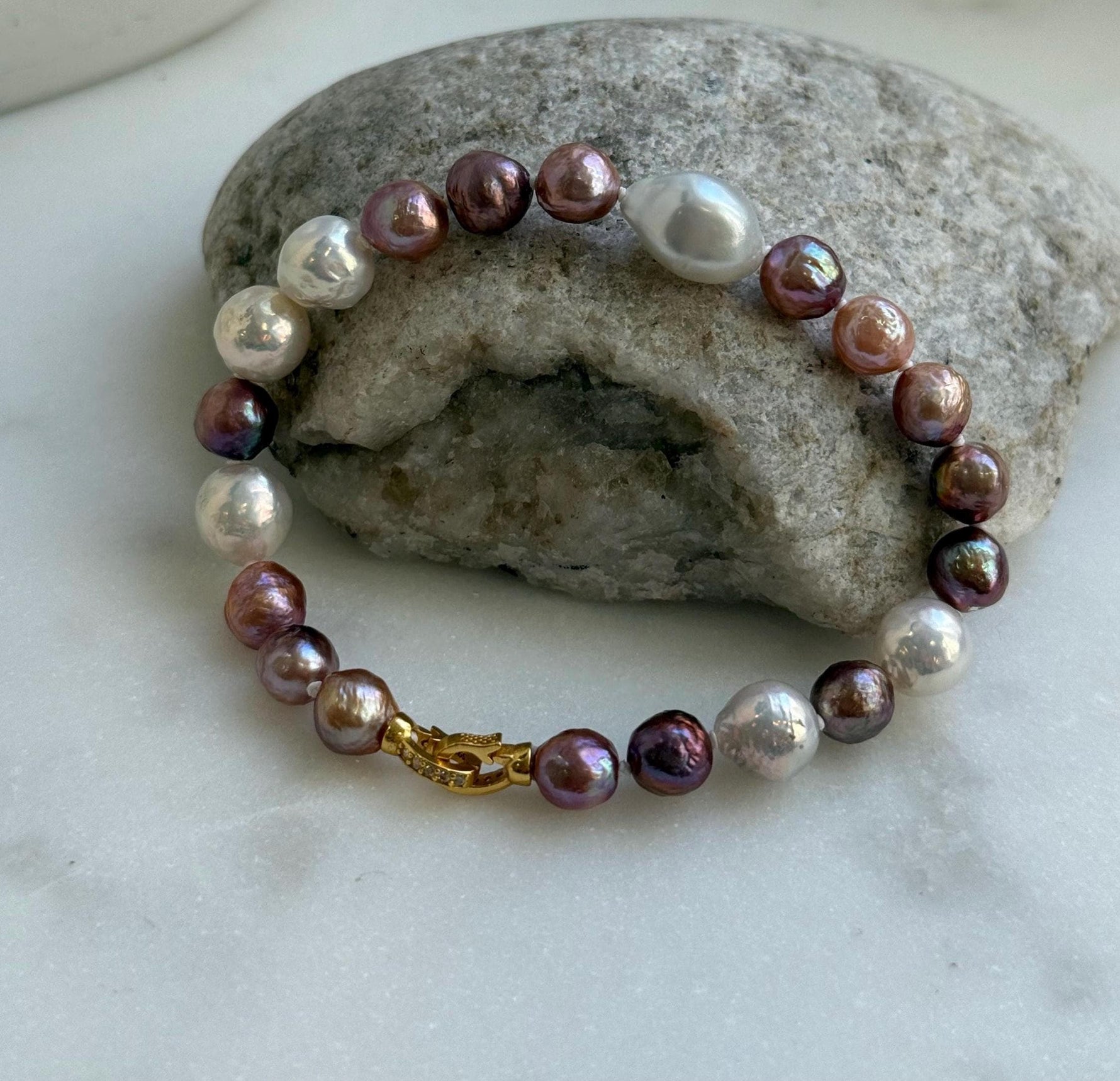 Elly’s Metallic pink rose gold pearls Bracelet: Extreme luster mirrored, 8” knotted, S925 silver Braclet. Pearl jewelry idea, gift for her anniversary