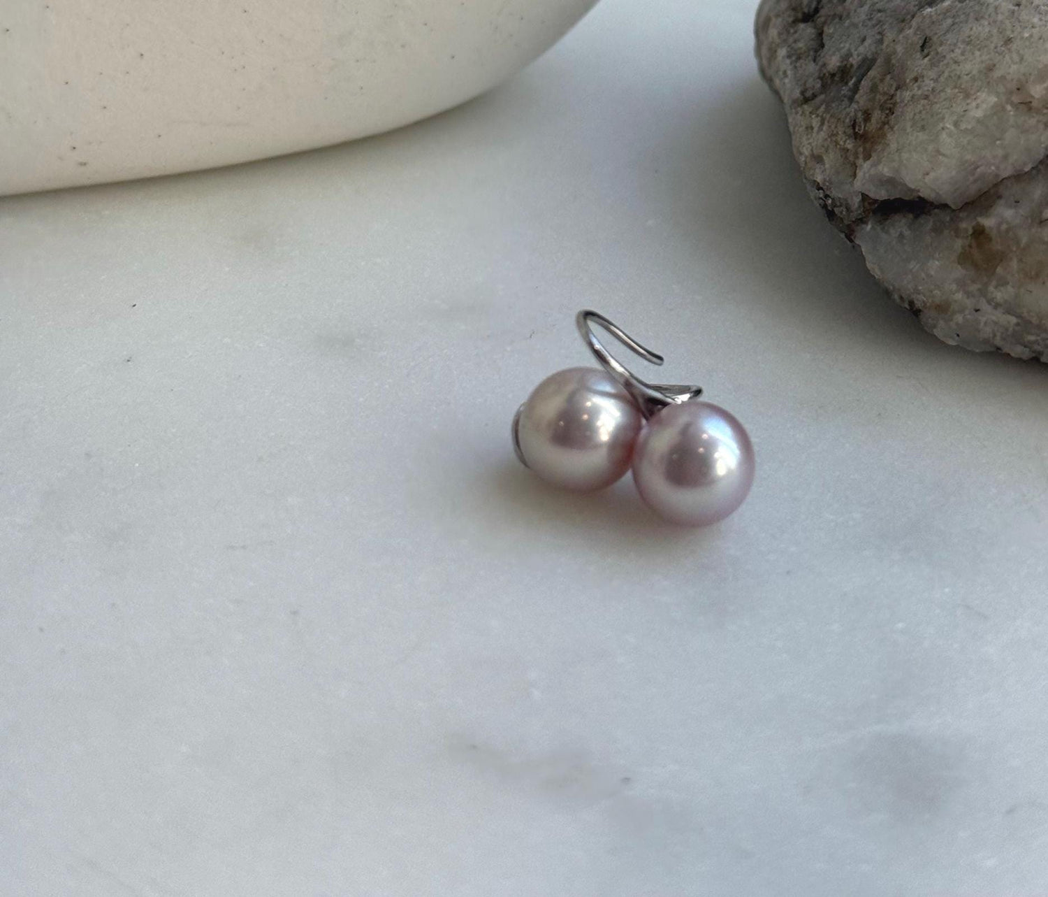 Elly’s 9.1mm Edison metallic pink Pearls High heel Earrings Hooks: Extreme luster Mirrored, 1.8cm high, S925 silver earrings. gift for her birthday