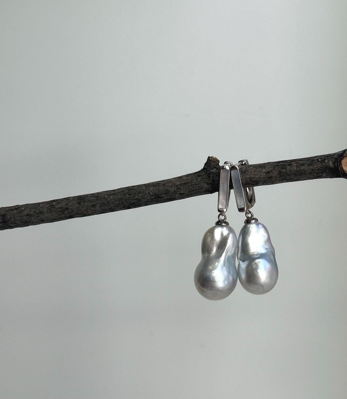 Elly’s Australian south sea ocean white silver Pearls dazzling earrings hoops: Extreme luster mirrored, To 20.7mm, s925 silver earrings. gift for her birthday