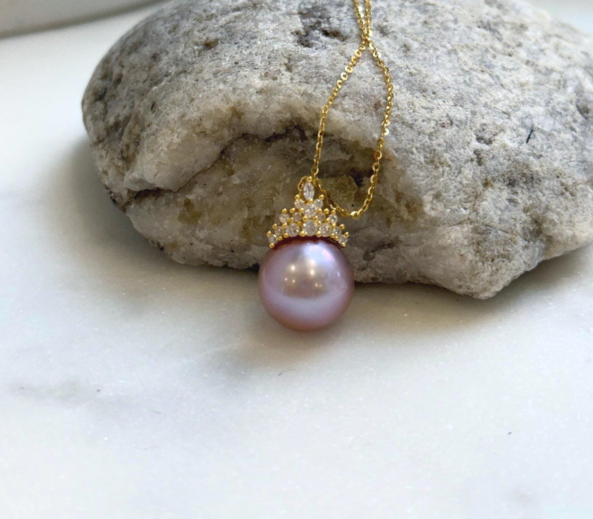 Elly’s Insale 13.7mm rose mauve Edison Pearl pendant: Extreme luster mirrored, 2.2cm S925 silver minimalist pendant chain set. gift for her birthday