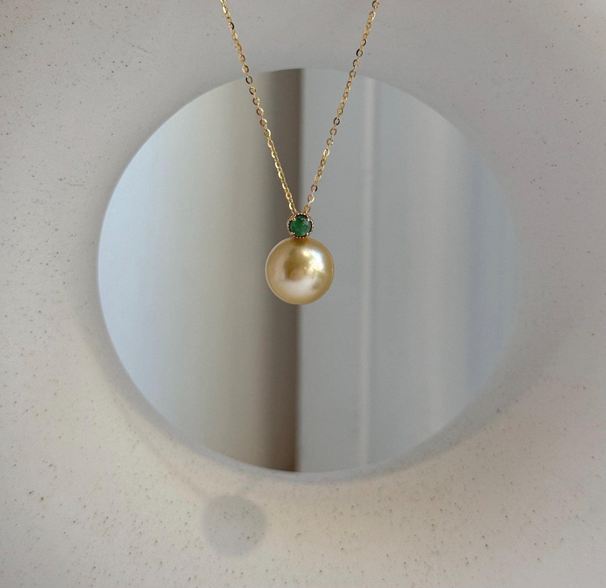 Elly’s Au750 18K Gold 11.6mm Genius South Sea deep Gold ocean Pearl Pendant: Extreme luster mirrored, 1.6cm high, 18k real gold Green Jade.