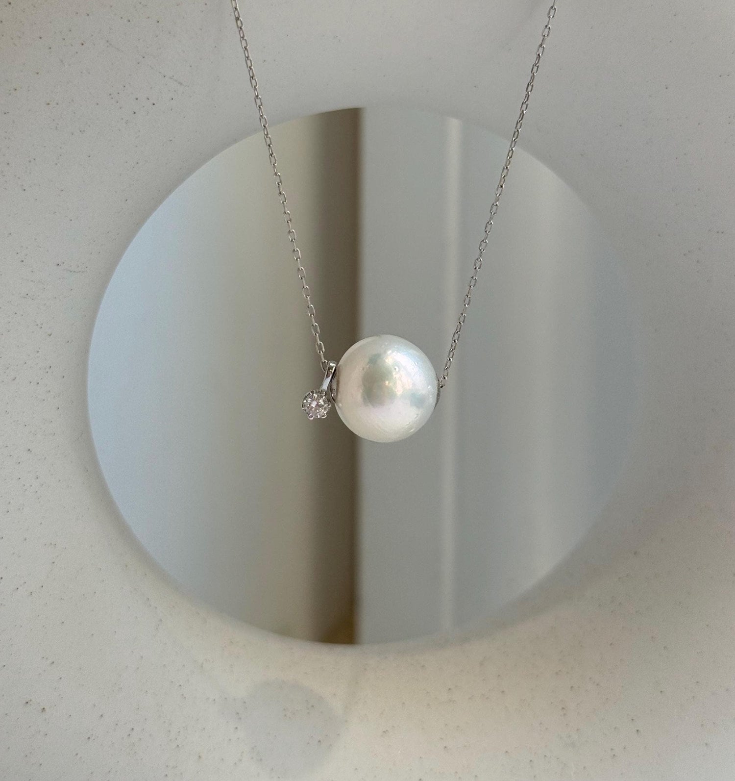 Au750 18k White Gold 13.1mm White Edison Pearl Floating pendants:Extreme luster mirrored, S925 silver drop and chain included. gift for her