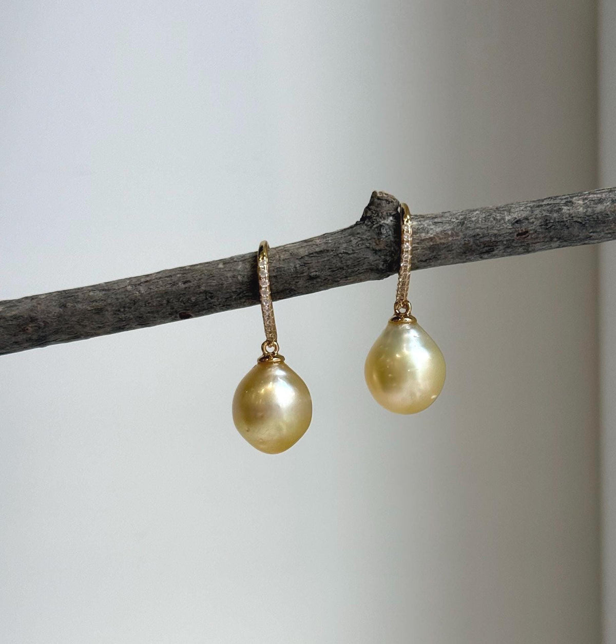 Elly’s 9.9mm South sea ultra golden ocean Pearls Earrings hooks: Extreme luster mirrored, 2.5cm high, S925 silver earrings. gift for her