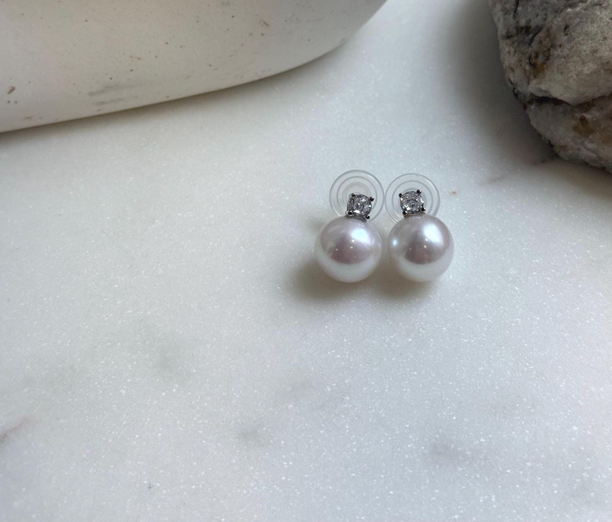 Elly’s 11.4mm Edison White Pearls Earrings: Extreme luster Mirrored, 1.5cm high, S925 silver earrings studs. high quality daily office white pearls earrings