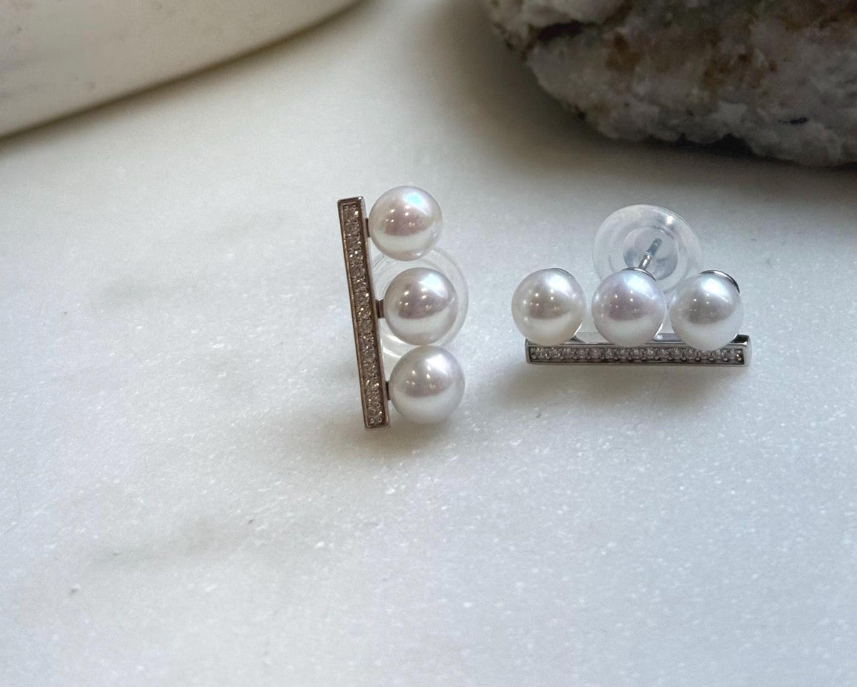 Elly’s 6pcs 6-6.2mm White Pearls Earrings: Extreme luster Mirrored, S925 silver earrings studs. Gift for her holiday earrings
