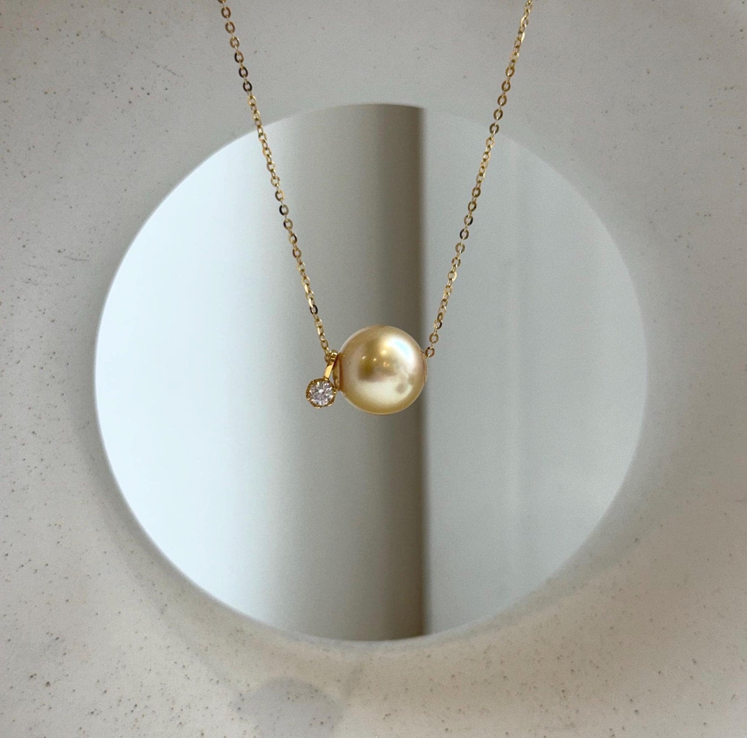 Au750 18k Gold 11.3mm South Sea deep golden Ocean Pearl Floating pendant:Extreme luster mirrored, S925 silver chain included. gift for her
