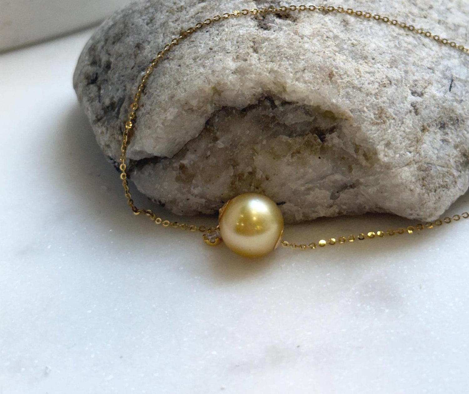 Au750 18k Gold 11.3mm South Sea deep golden Ocean Pearl Floating pendant:Extreme luster mirrored, S925 silver chain included. gift for her office daily golden pendant