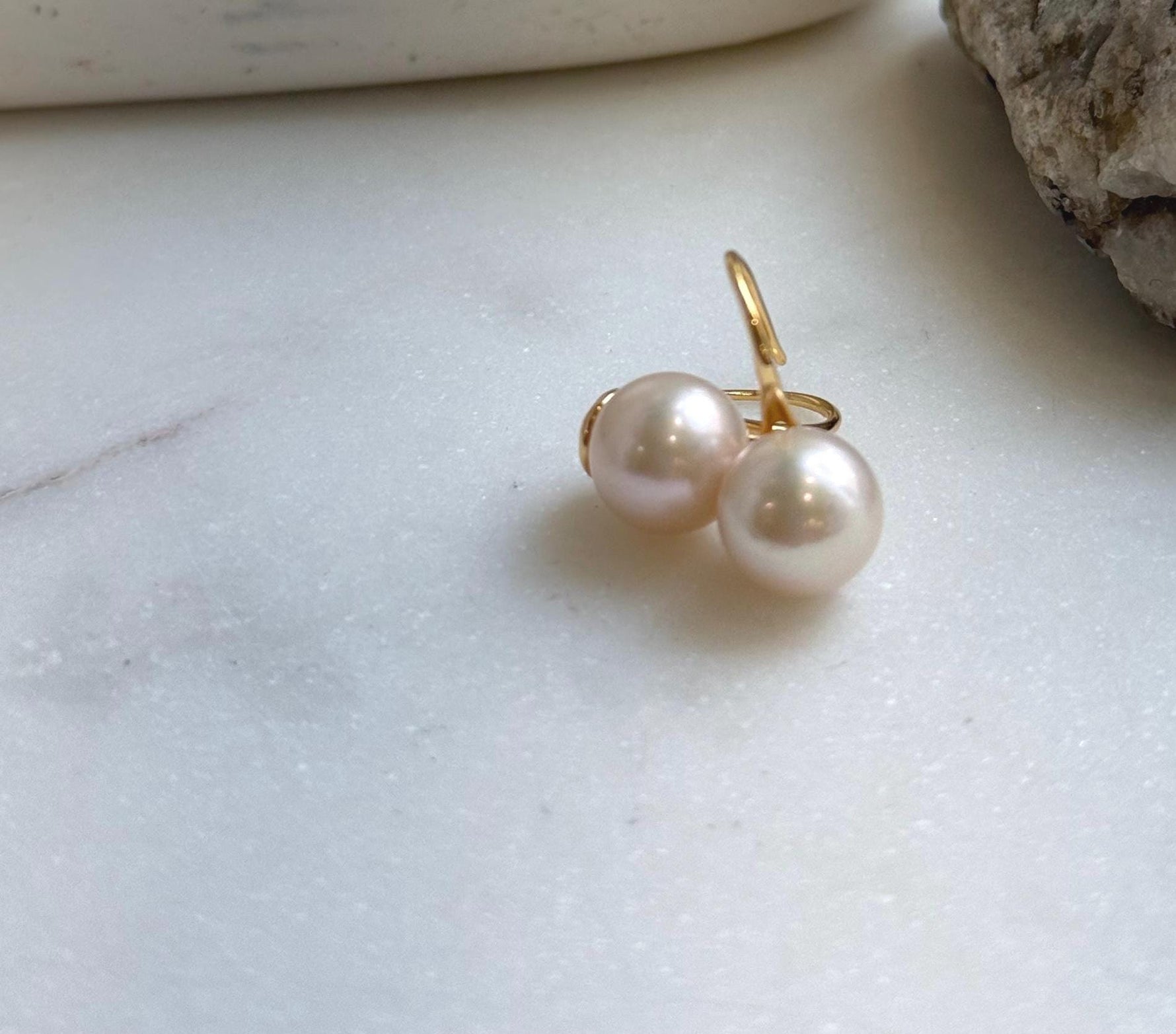 Elly’s 10.3mm Edison Light rose Pearls High-heel Earrings hooks: Extreme luster Mirrored, 1.9cm high, S925 silver Classic earrings hooks. high quality pearls earrings gift for her