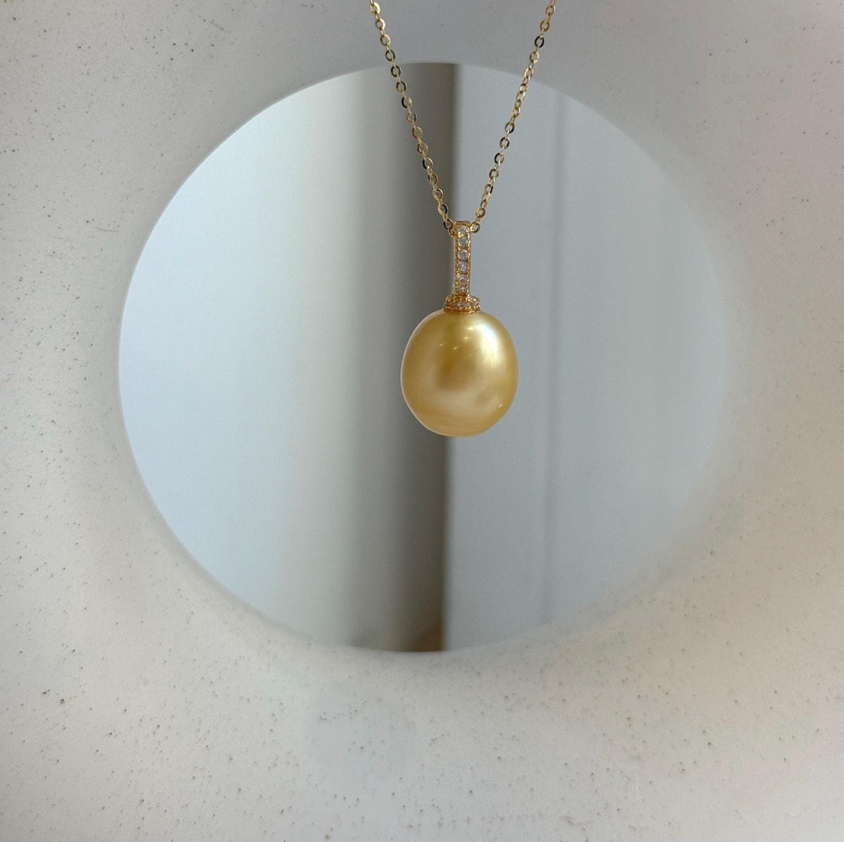 Elly’s 13.4x14.7mm South Sea ultra Golden ocean pearl Pendant: Strong luster, 2.4cm high, S925 Silver minimalist pendant Chain Set.gift for her