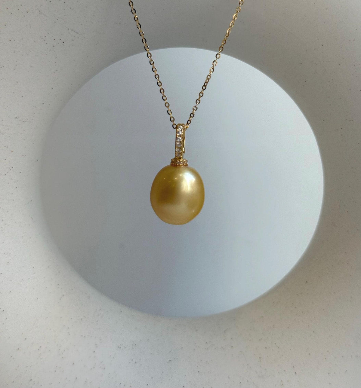 Elly’s 13.4x14.7mm South Sea ultra Golden ocean pearl Pendant: Strong luster, 2.4cm high, S925 Silver minimalist pendant Chain Set.gift for her