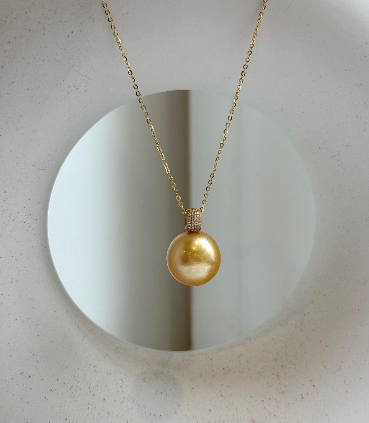 Elly’s 14.2mm Au750 18K Gold Huge Genius South Sea deep Golden Ocean Pearl Pendant: Extreme luster mirrored effect, 18k real gold pendant. elegant golden pearl pendant for her