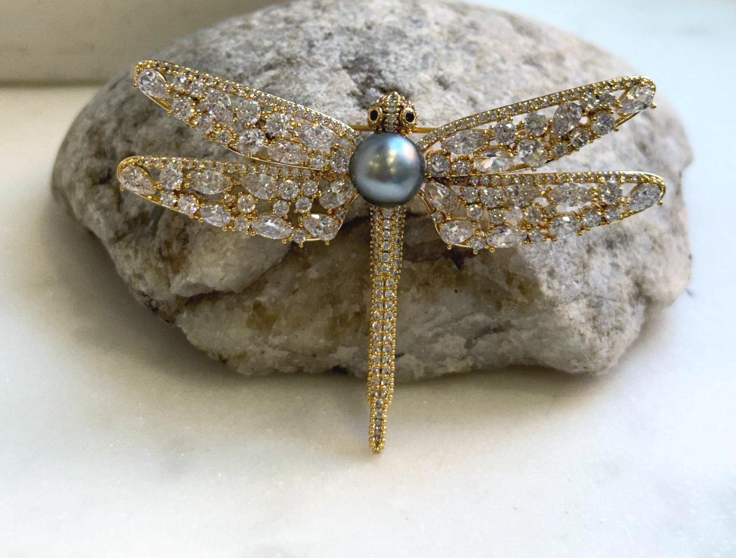 Elly’s Tahitian platinum Ocean Pearl dragonfly Brooch pendant 2in1: Extreme luster mirrored, 9.3mm, 7x5cm, gift for her