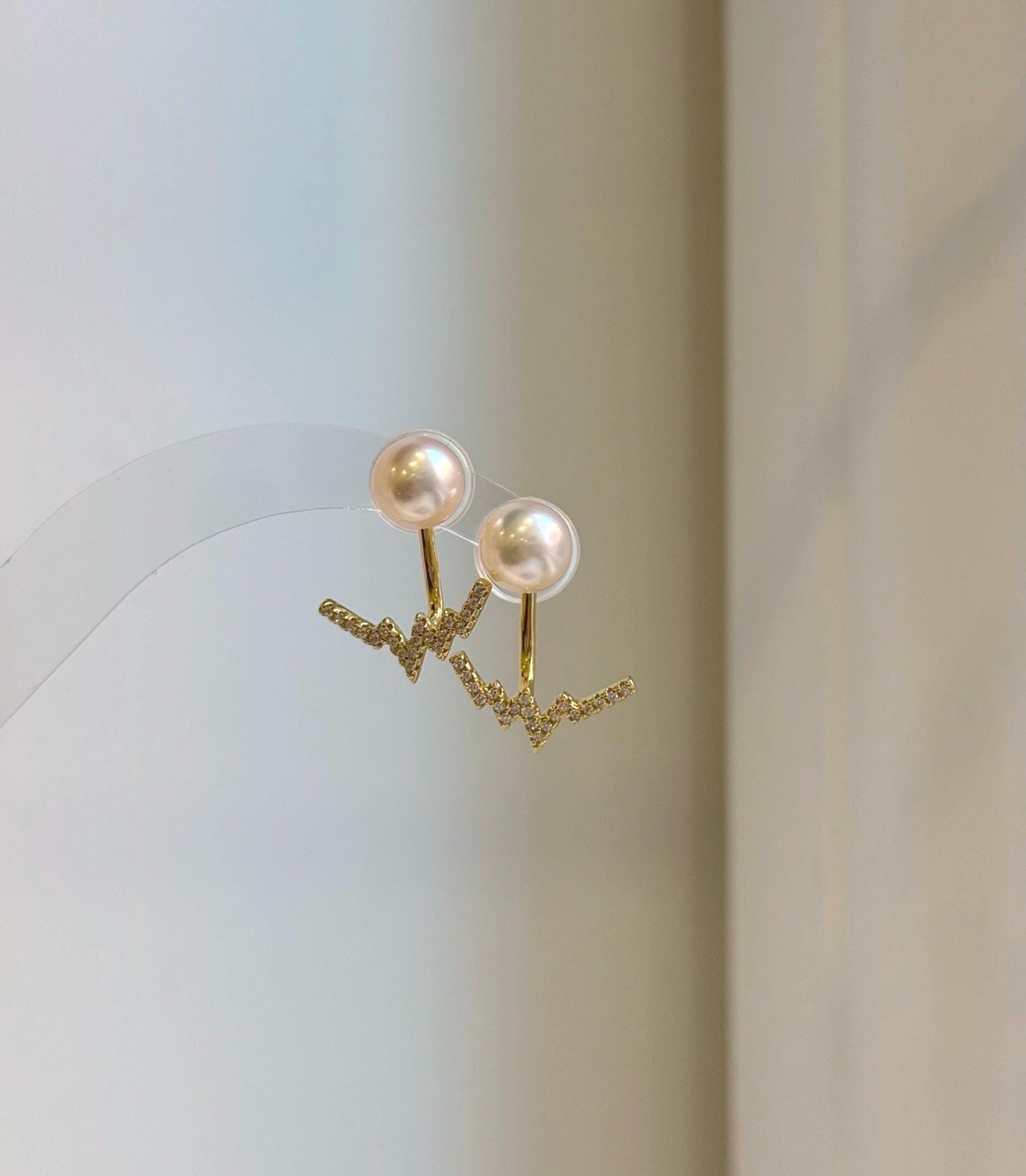 Elly’s 8.2mm Akoya ivory ocean Pearls Earrings Studs with jackets: Extreme luster mirrored, 2cm high, S925 silver studs jackets set. gift for her