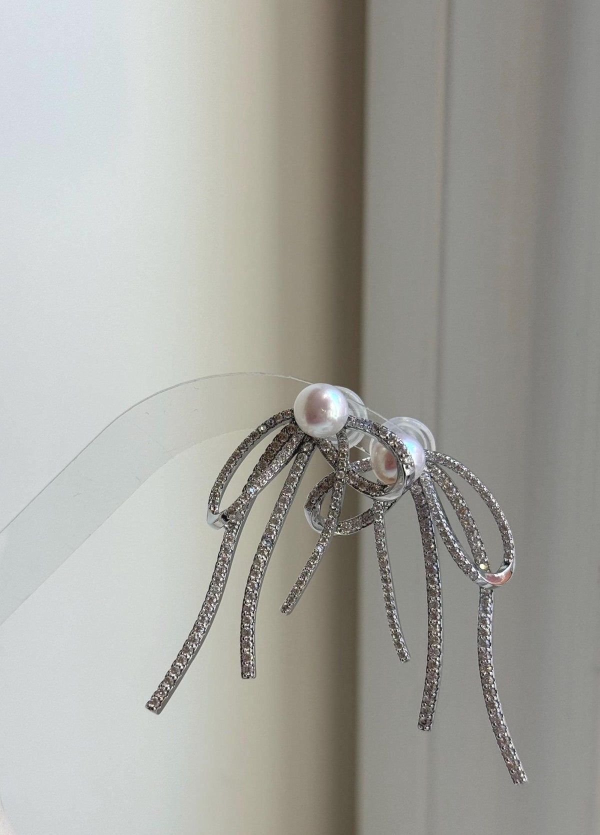 Elly’s 7.7mm white pearls butterfly bow earrings: Extreme luster mirrored, 3x5cm, S925 silver studs copper earrings. Pearl jewelry.gift for her