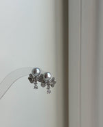 Elly’s Set of 8.6mm Akoya Ocean Pearls Earrings Studs and Jacket: Extreme luster Mirrored, 1.5x2cm, S925 silver Earrings jacket and studs.gift for her