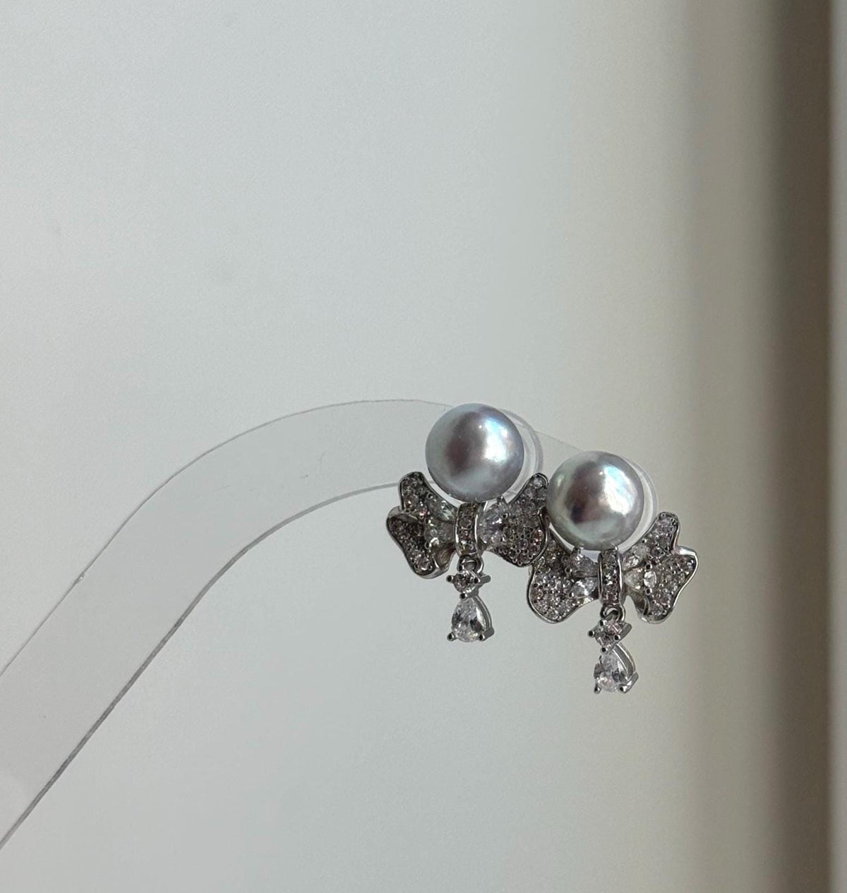 Elly’s Set of 8.6mm Akoya Ocean Pearls Earrings Studs and Jacket: Extreme luster Mirrored, 1.5x2cm, S925 silver Earrings jacket and studs.gift for her