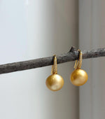 Elly’s 13.2mm Genius South sea golden ocean Pearls High-heel Earrings hooks: Strong luster, 2.5cm high, S925 silver cool earrings for her birthday anniversary daily office golden earrings