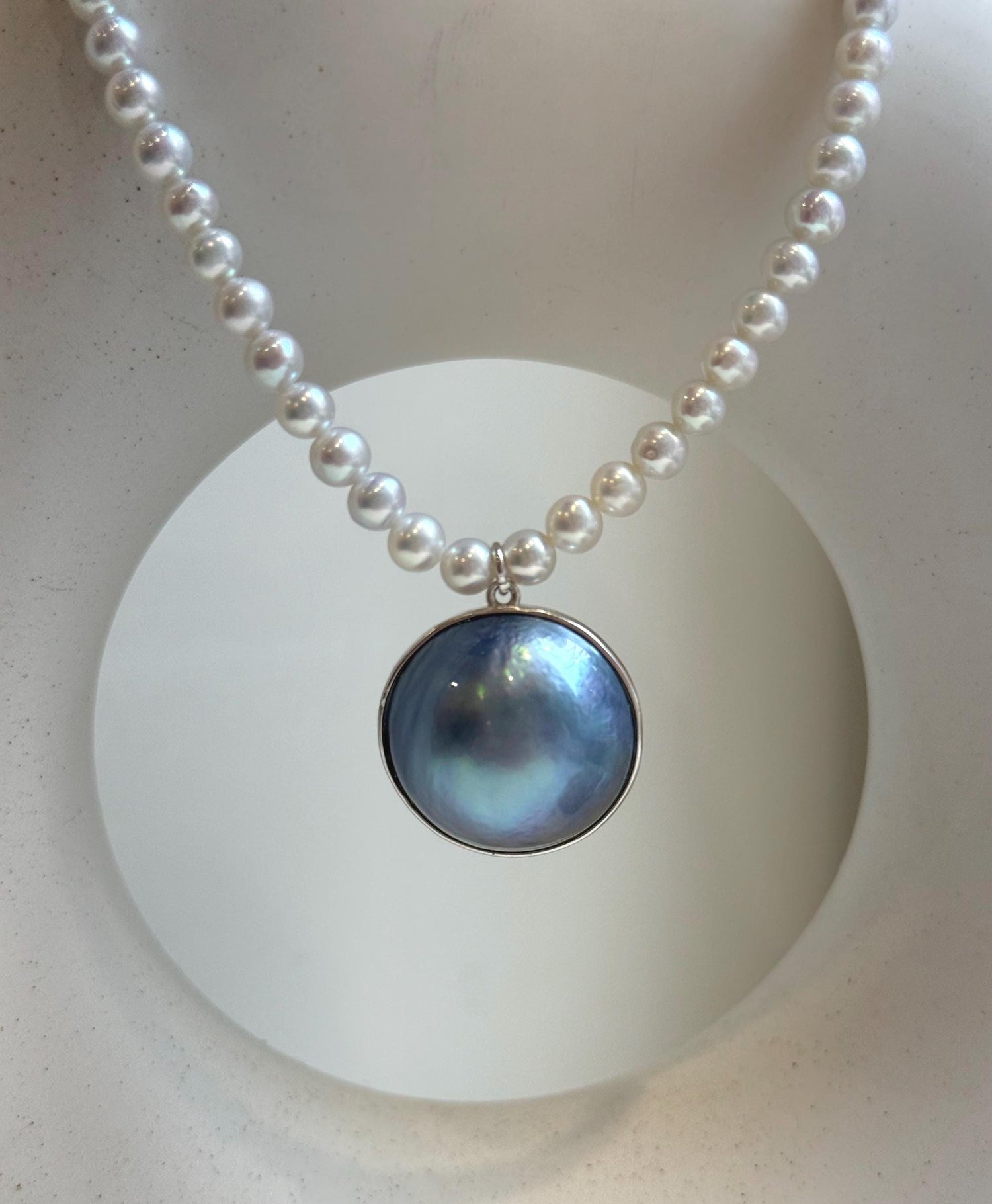 Elly’s 21mm Genius natural Ocean Mabe Pearl Freshwater Necklace set: Extreme luster, 17”, S925 silver necklace strand.